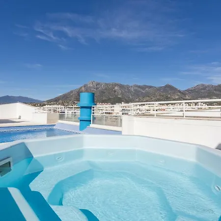 Two Bedrooms Avenida Del Mar Apartamento Marbella