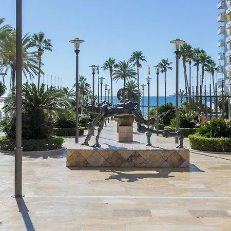 Two Bedrooms Avenida Del Mar Apartment Marbella